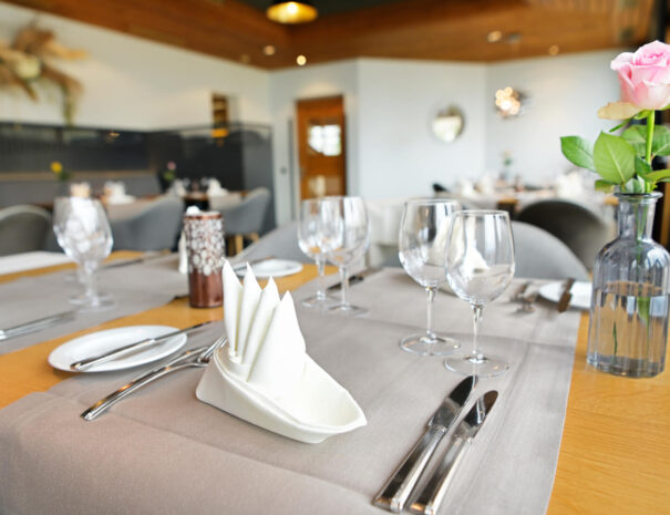 Restaurant 02
